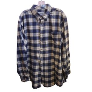 Aeropostale Navy and‎ Cream Checkered Shirt